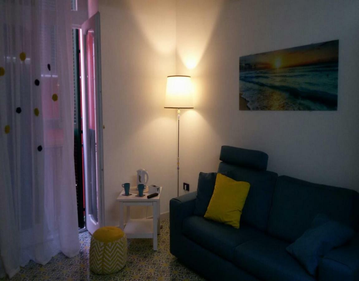 Il Sorriso Bed and Breakfast Salerno Exteriör bild